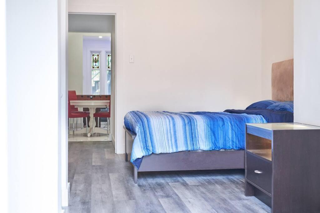 Blue Lounge ☆ Lafontaine Park ☆ Tv Cable Apartment Montreal Luaran gambar